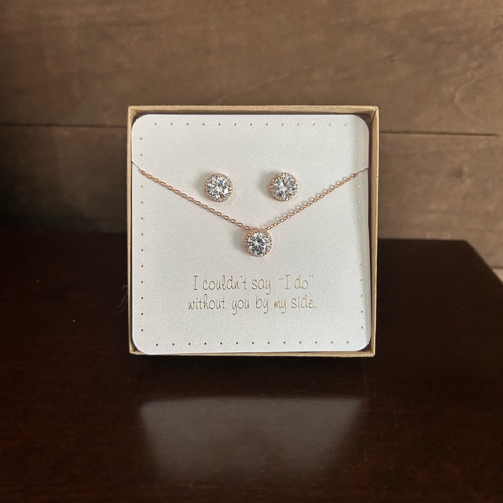 Elegant Rose Gold Necklace and Earring Set